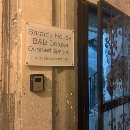 Smart'S House Deluxe Quartieri Spagnoli Neapol Exteriér fotografie